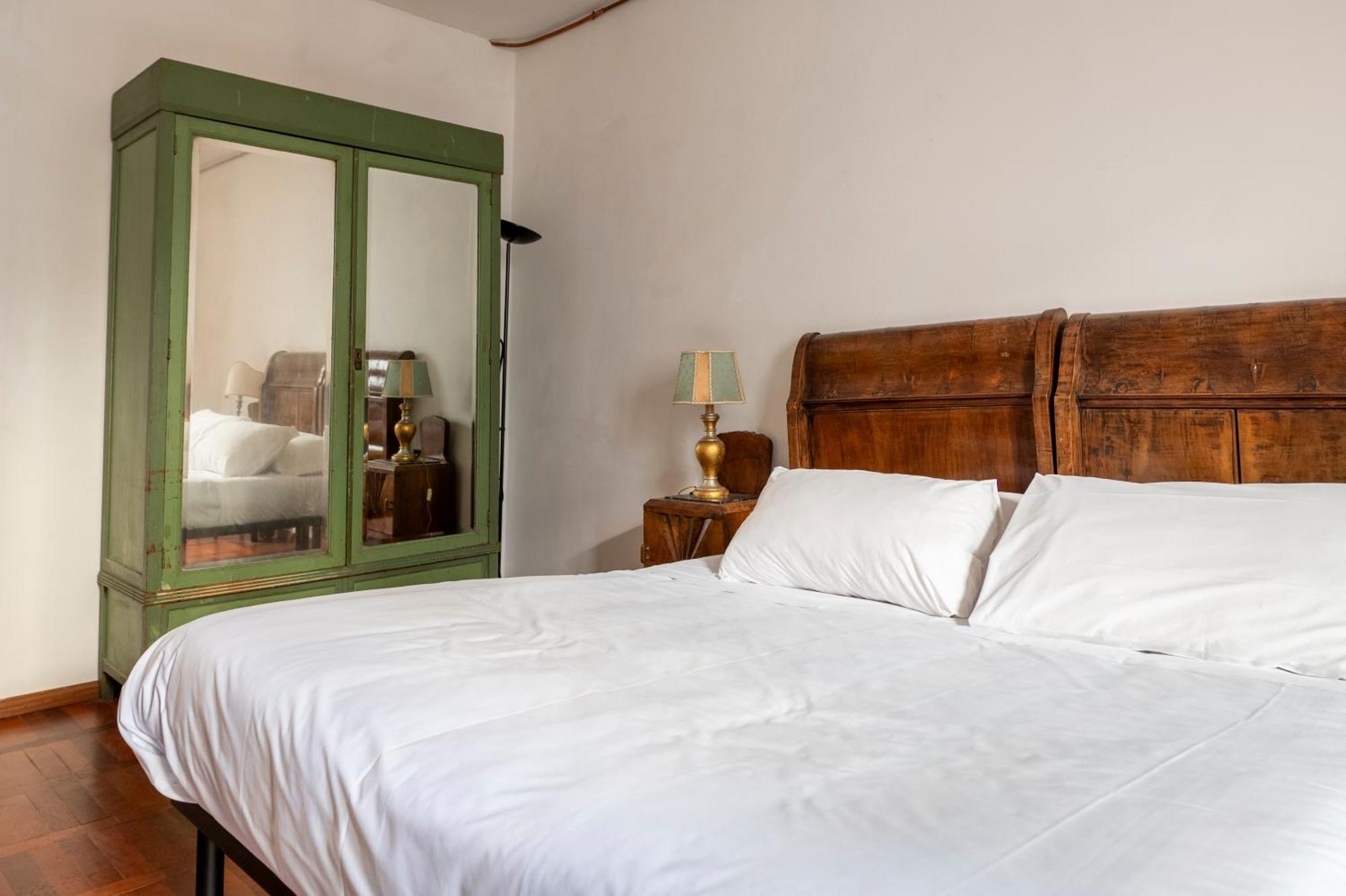 Caravaggio- Con Bagno Privato In Condiviso Oltrarno Pensión Florencia
